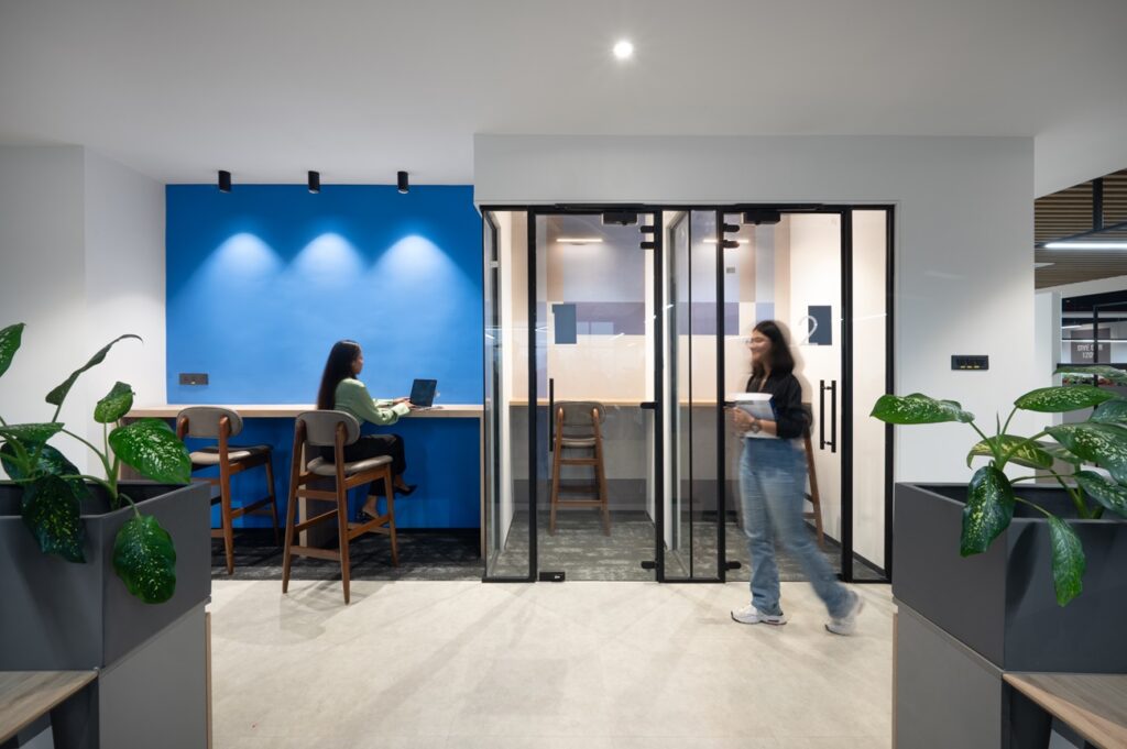 Designing for Wellness: How Office Interiors Influence Employee Health and Happiness