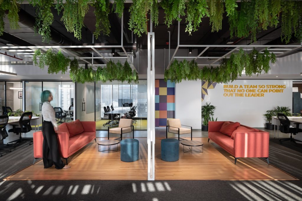 How Office Design Can Promote Women in the Workplace